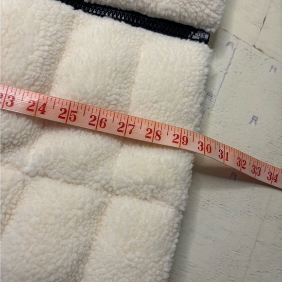 Pajar Canada YVAINE Size Medium Lightweight Puffer Jacket White Fleece New - Picture 5 of 10